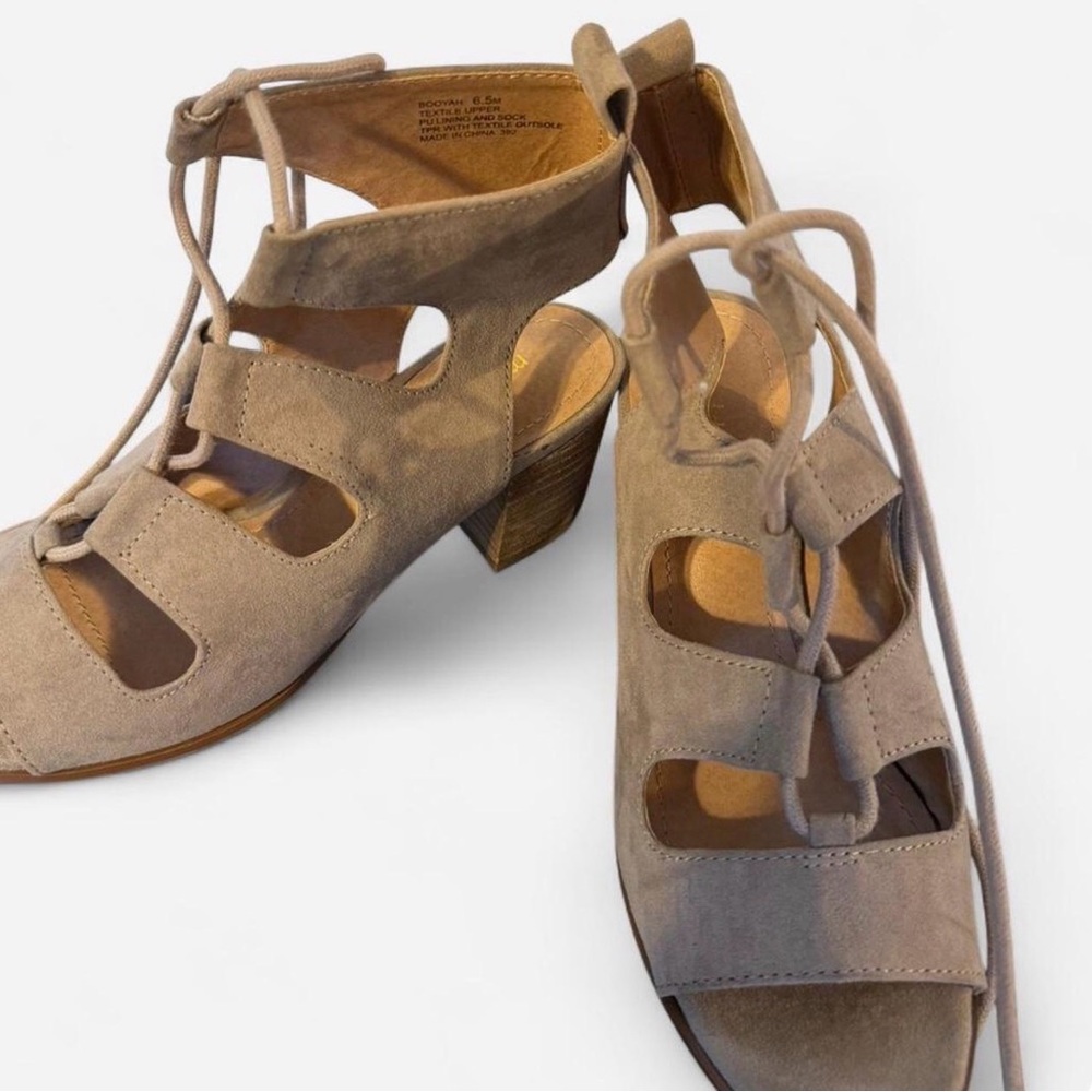 Steve Madden Taupe Lace-Up Block Heels